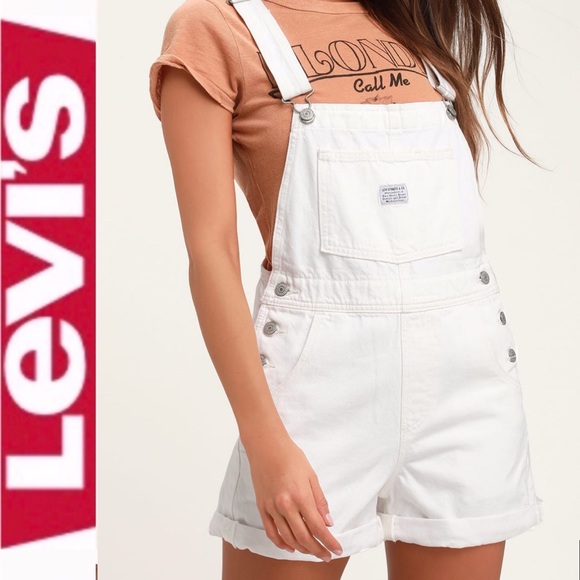 Levi's Denim - 🆕 Levi’s White Vintage Denim Shortall